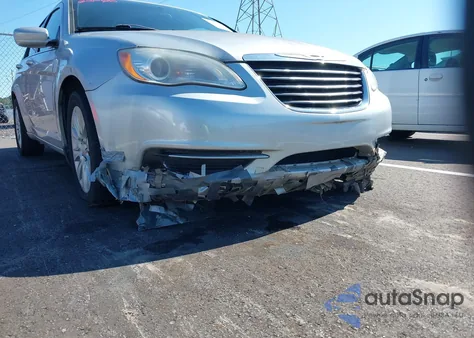 2012 Chrysler 200 Lx from USA, damaged, VIN 1C3CCBAG1CN134460